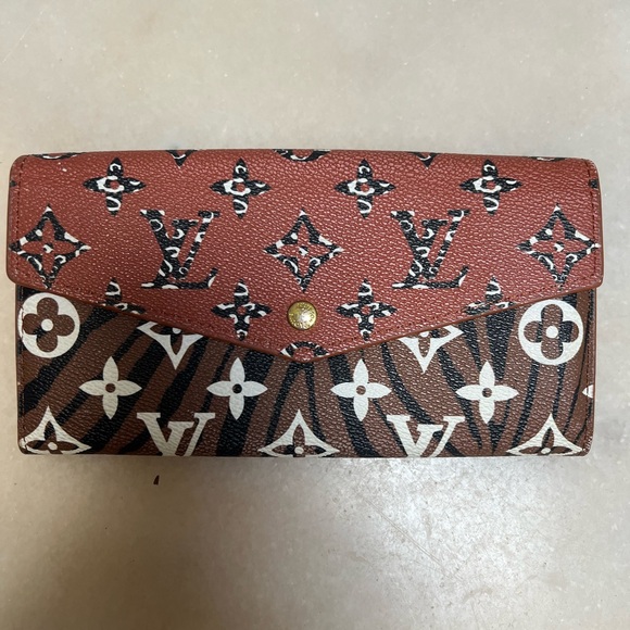 Wallet - Picture 2 of 3